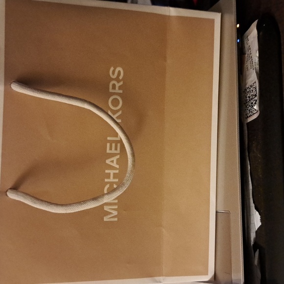 Michael Kors rabbit Fur and leather chain shoulder bag - Picture 8 of 9